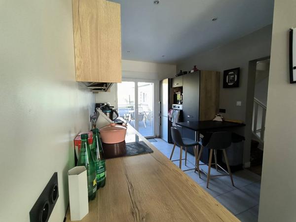 Maison de charme en plein centre de Baud