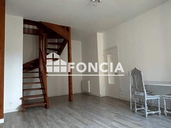 Location Appartement 2 pièces 51.45 m² - 8 RUE DU GUEODET Quimper 29000