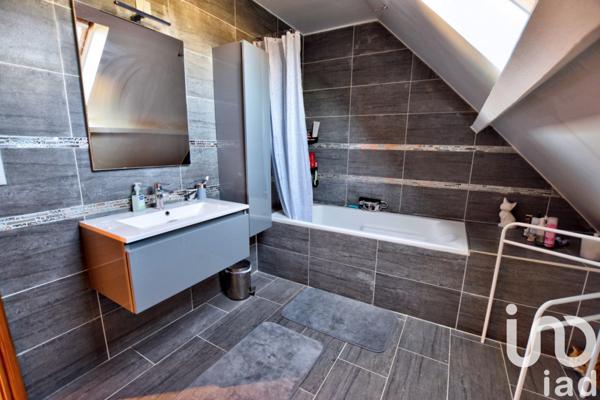 Maison traditionnelle 5 pièces de 117 m² à Itteville (91760)