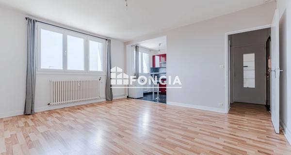 À vendre Studio 30 m² - Tours 37000