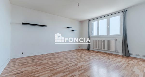 À vendre Studio 30 m² - Tours 37000