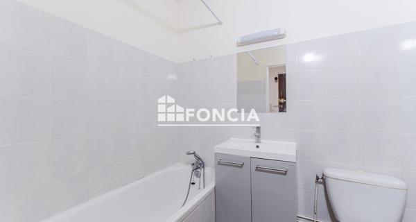À vendre Studio 30 m² - Tours 37000