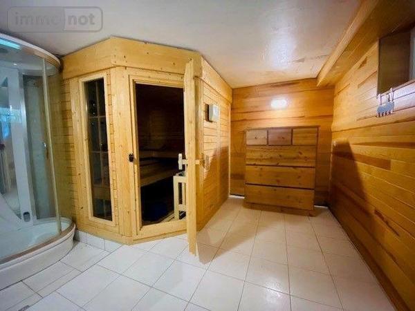 Maison à vendre à Perros-Guirec dans les Côtes-d'Armor (22700), ref : 240