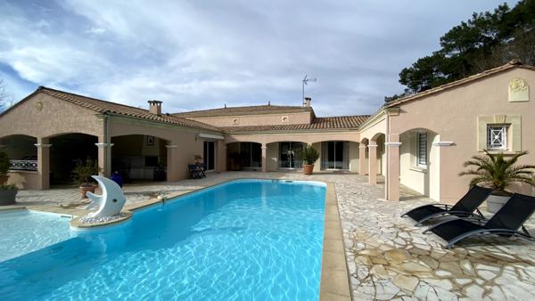 Achat maison près de MARTIGNAS SUR JALLE - 6 pièce(s) - 205 m² - 810 000 €