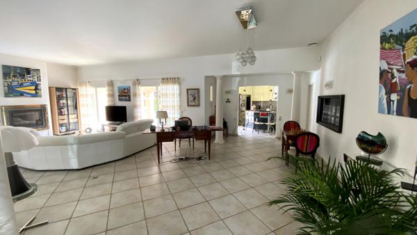 Achat maison près de MARTIGNAS SUR JALLE - 6 pièce(s) - 205 m² - 810 000 €