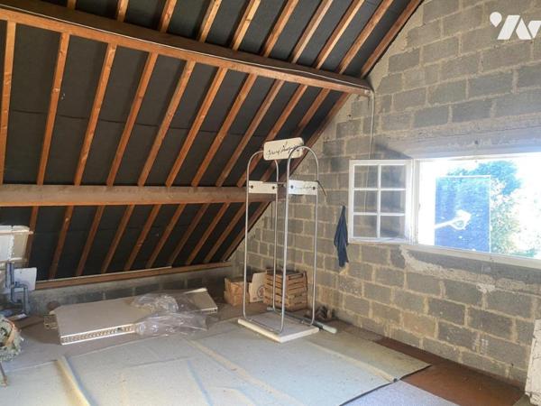 MAISON AVEC TERRAIN  DANS AGREABLE VILLAGE