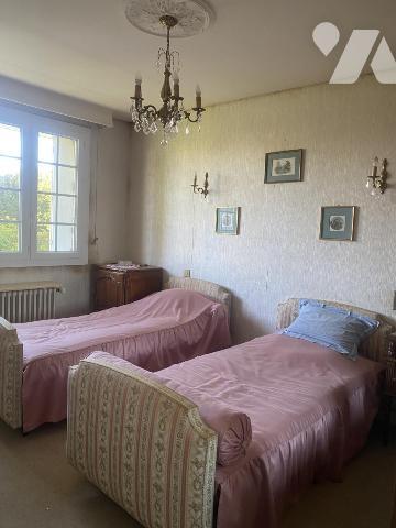 MAISON AVEC TERRAIN  DANS AGREABLE VILLAGE