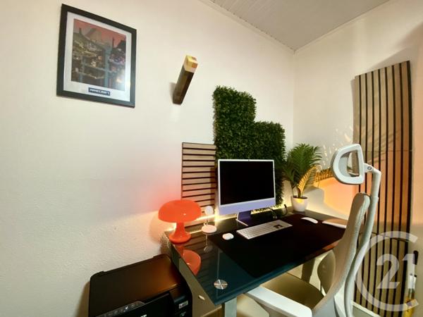 Appartement T2 à vendre  3 pièces - 76,93 m2 ST GENIX SUR GUIERS - 73