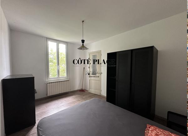 Saint-Palais-sur-Mer (17420) Saint Palais sur mer - Villa 6 pièces -centre ville - proche plages et commerces - au prix de 520.000 € HAI