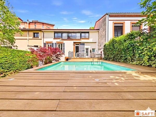 Magnifique Maison de Ville T5 avec Piscine et Garage!!!