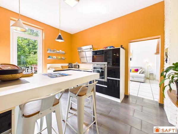 Magnifique Maison de Ville T5 avec Piscine et Garage!!!
