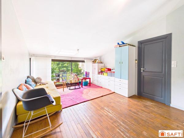 Magnifique Maison de Ville T5 avec Piscine et Garage!!!