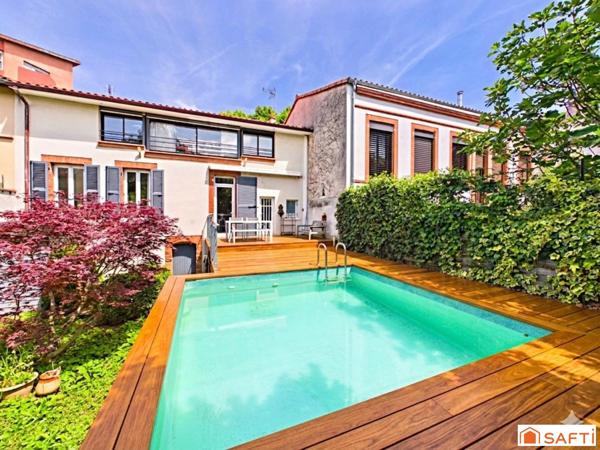 Magnifique Maison de Ville T5 avec Piscine et Garage!!!