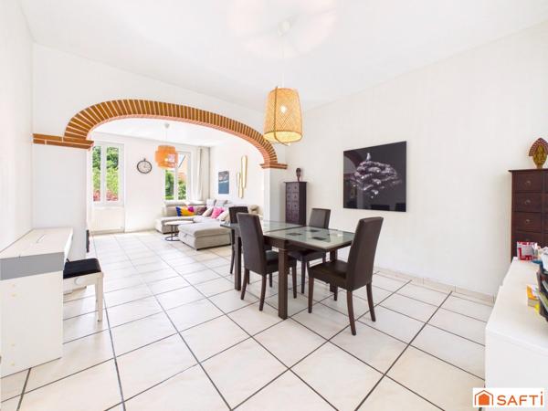 Magnifique Maison de Ville T5 avec Piscine et Garage!!!