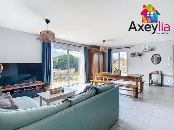 Villerest (42300) A VENDRE - SECTEUR VILLEREST - MAISON DE PLAIN-PIED DE 2014 AVEC TROIS CHAMBRES DONT UNE SUITE PARENTALE, GARA