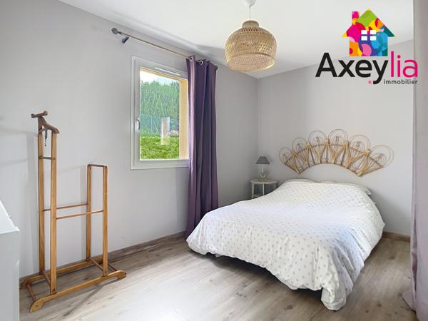 Villerest (42300) A VENDRE - SECTEUR VILLEREST - MAISON DE PLAIN-PIED DE 2014 AVEC TROIS CHAMBRES DONT UNE SUITE PARENTALE, GARA