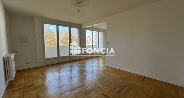 À vendre Appartement 4 pièces 73.56 m² - Poitiers 86000