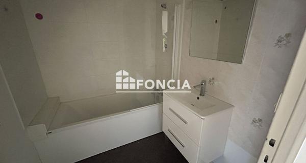 À vendre Appartement 4 pièces 73.56 m² - Poitiers 86000