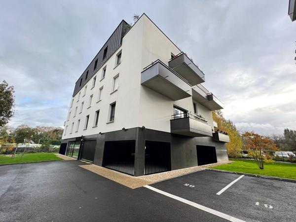 Appartement 3 pièces de 68m², Rouen Ile Lacroix, - ROUEN