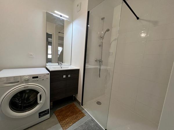 Appartement 3 pièces de 68m², Rouen Ile Lacroix, - ROUEN