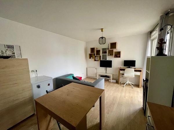 Appartement Villeneuve La Garenne 2 pièce(s) 38.31 m2