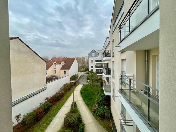 Appartement Villeneuve La Garenne 2 pièce(s) 38.31 m2