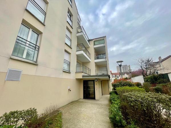 Appartement Villeneuve La Garenne 2 pièce(s) 38.31 m2