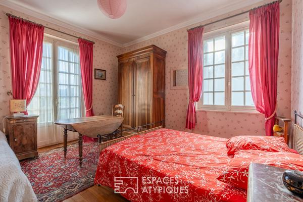 Maison de ville années 30 avec jardin et garage