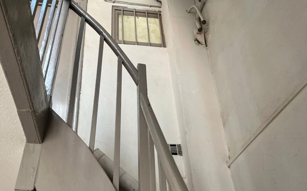 Immeuble à vendre    2 pièces • 135 m2 Toulouse