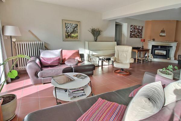 A vendre - Saint Rémy de Provence - Maison et jardin à pied du centre