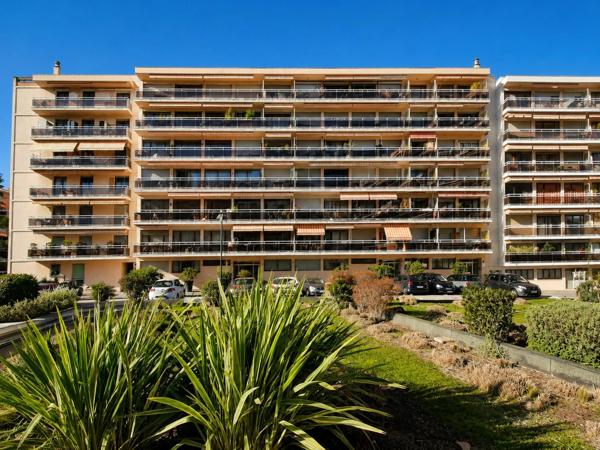 Aix en Provence / Tour d'Aygosi : Appartement 93m² avec grande terrasse