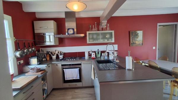 Maison 6 pièce(s) 95.22 m2 , Sauzon