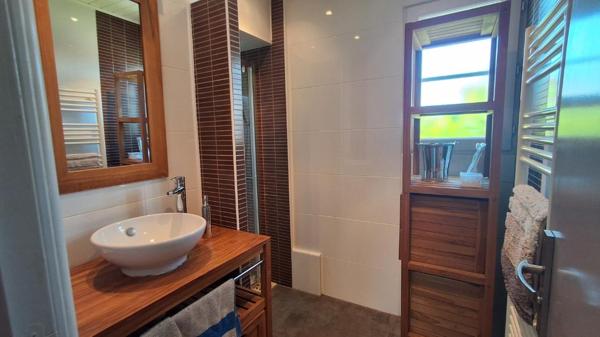 Maison 6 pièce(s) 95.22 m2 , Sauzon