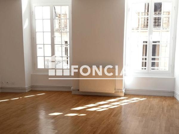 Location Appartement 3 pièces 69.28 m² - 11 RUE FLOIRAC Agen 47000