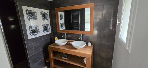 Havre de paix provençal : Votre mas en pierre au cœur de la nature