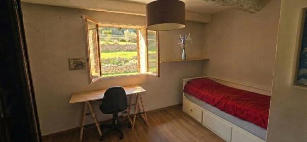 Havre de paix provençal : Votre mas en pierre au cœur de la nature