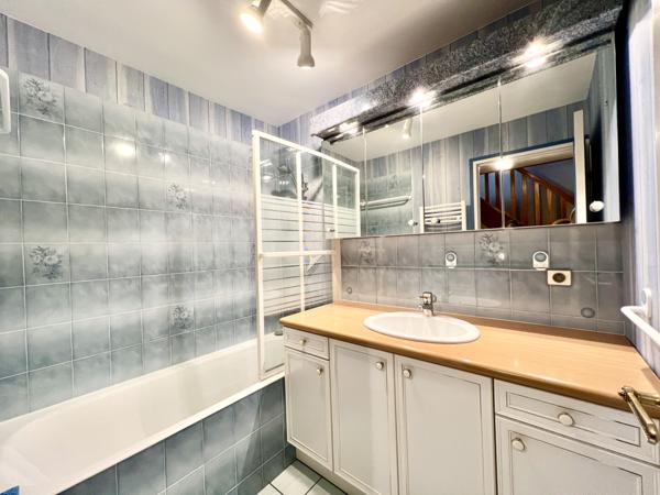 Jouy-en-Josas (78350) Maison centre ville -180m2 au sol-Terrasse plein SUD