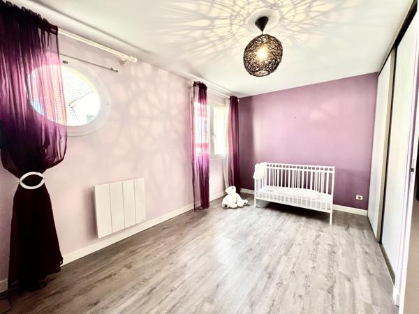 Jouy-en-Josas (78350) Maison centre ville -180m2 au sol-Terrasse plein SUD