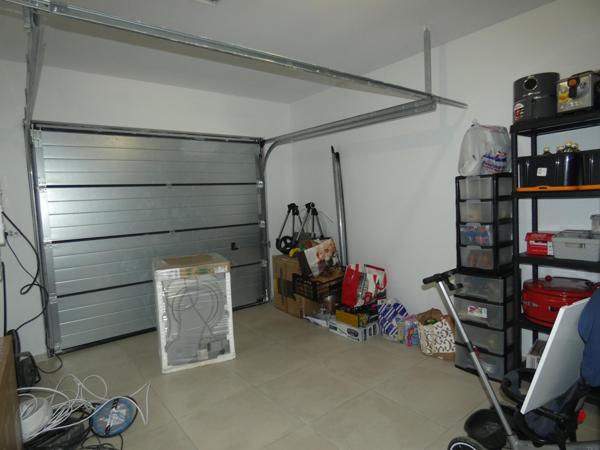 Villa neuve de plain pied de 105m², 3 chambres sur terrain de 303m² avec garage