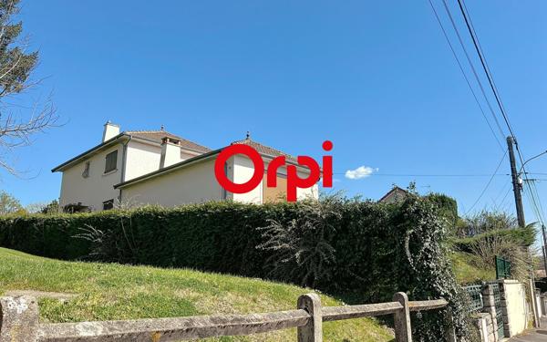 Maison à vendre    7 pièces •  Montluçon