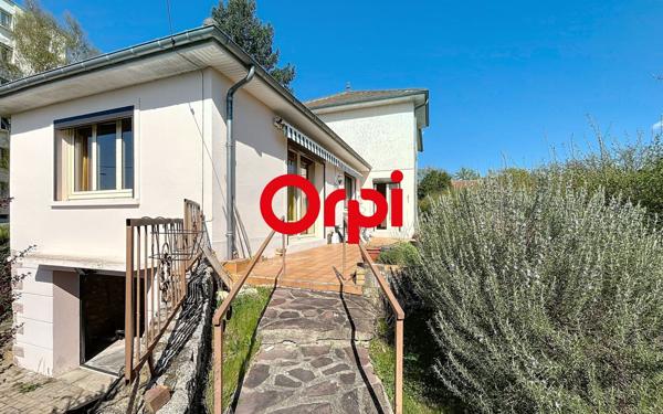 Maison à vendre    7 pièces •  Montluçon