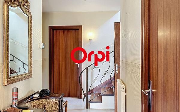 Maison à vendre    7 pièces •  Montluçon