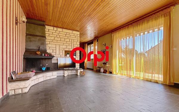 Maison à vendre    7 pièces •  Montluçon