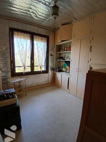 CHARMANTE MAISON D'HABITATION