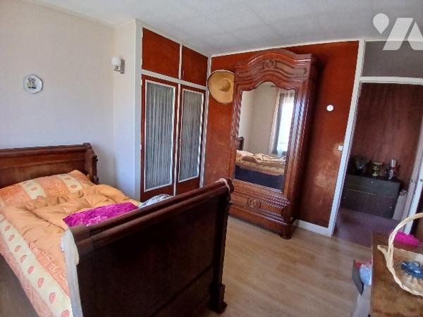 CHARMANTE MAISON D'HABITATION