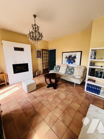 MAISON A DOLE