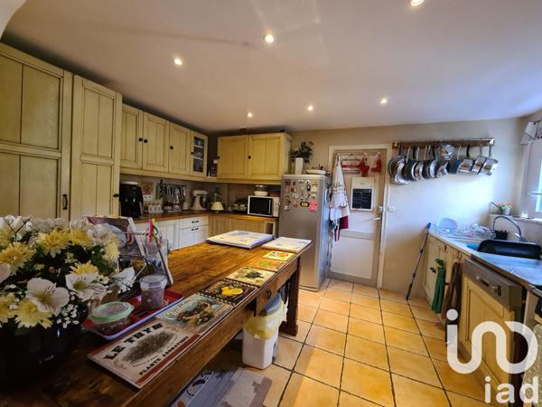 Maison à vendre 6 pièces 240 m² Gardonne