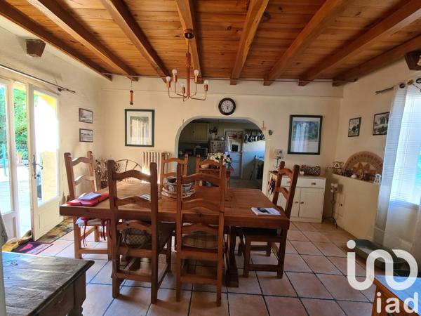 Maison à vendre 6 pièces 240 m² Gardonne