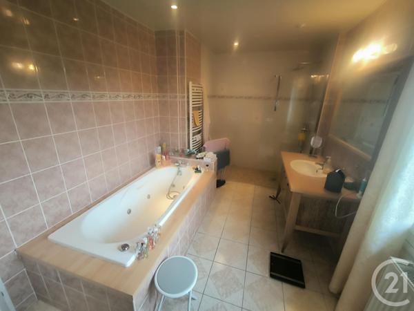 Maison à vendre  5 pièces - 109,50 m2 VALMONT - 76