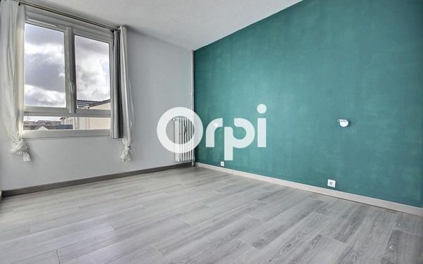 Appartement à vendre    3 pièces • 53,40 m2 Trappes